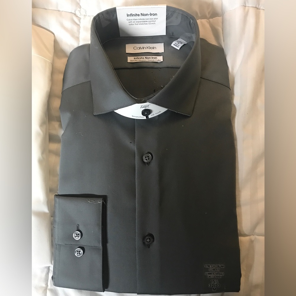 Calvin Klein Slim Fit Stretch Infinite Non-Iron Dress Shirt 15.5 32/33 M
